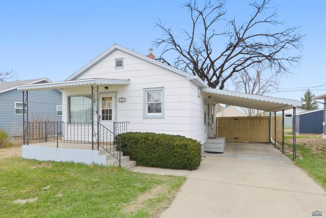 705 E DENVER, Rapid City, SD 57701