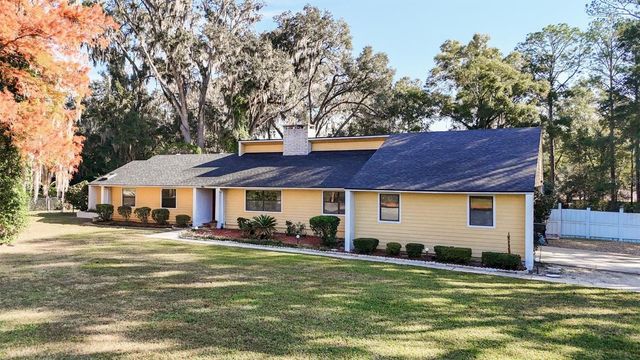 3811 SW 82ND STREET, Gainesville, FL 32608