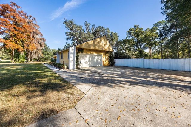 3811 SW 82ND STREET, Gainesville, FL 32608