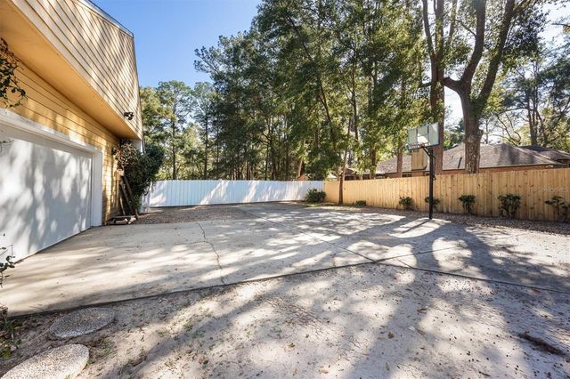 3811 SW 82ND STREET, Gainesville, FL 32608