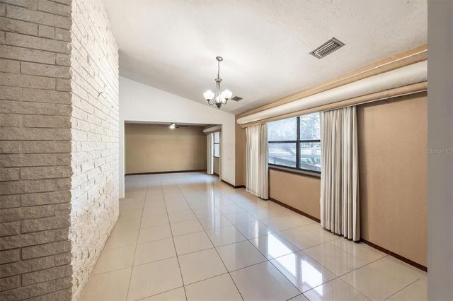 3811 SW 82ND STREET, Gainesville, FL 32608