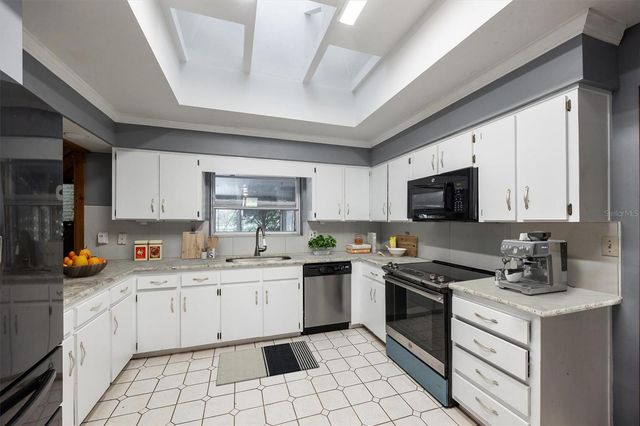 3811 SW 82ND STREET, Gainesville, FL 32608