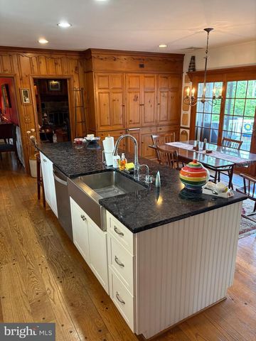 132 SPRINGTON LAKE RD, Media, PA 19063
