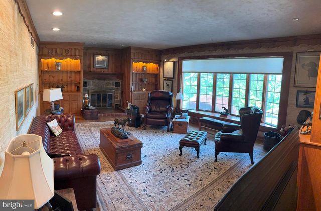 132 SPRINGTON LAKE RD, Media, PA 19063