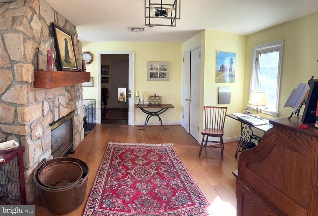132 SPRINGTON LAKE RD, Media, PA 19063