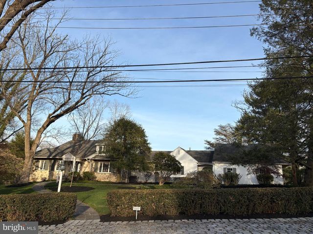 132 SPRINGTON LAKE RD, Media, PA 19063