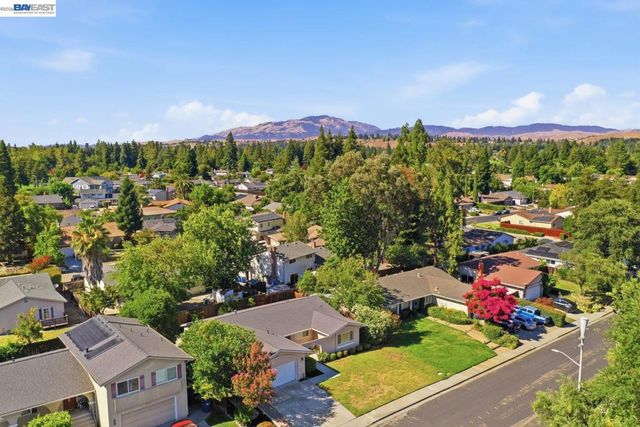 2819 Yarmouth Way, San Ramon, CA 94583