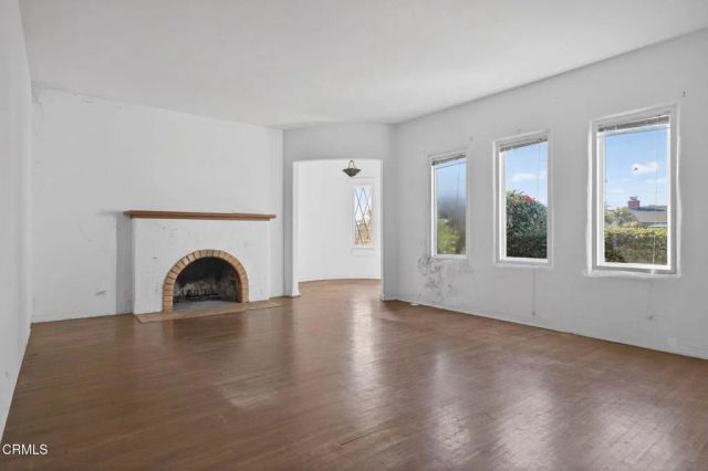 386 Howard Street, Ventura, CA 93003