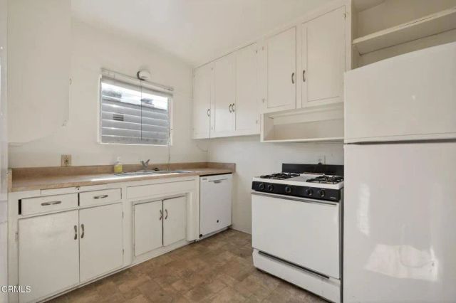 386 Howard Street, Ventura, CA 93003