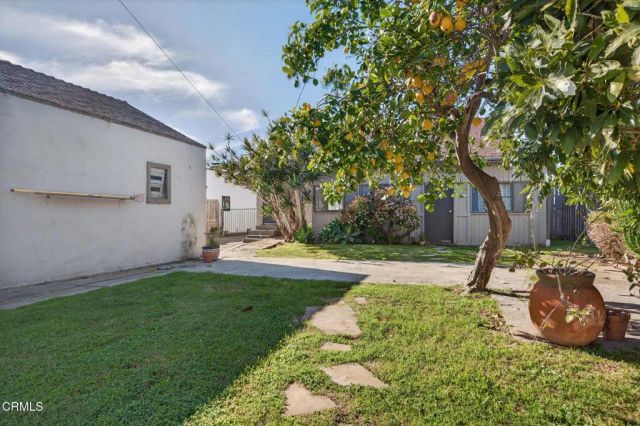 386 Howard Street, Ventura, CA 93003