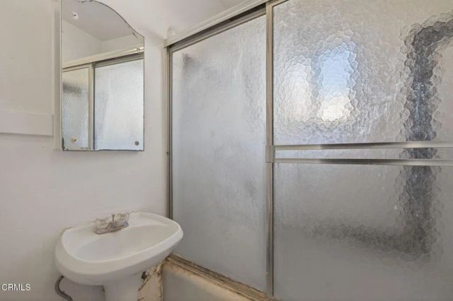 386 Howard Street, Ventura, CA 93003