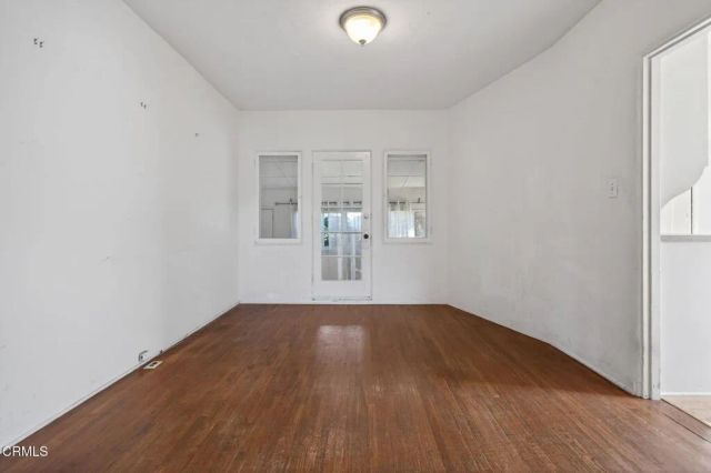 386 Howard Street, Ventura, CA 93003