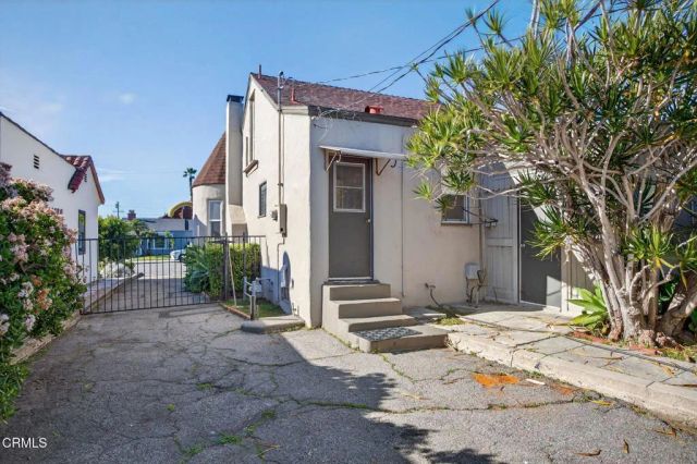 386 Howard Street, Ventura, CA 93003