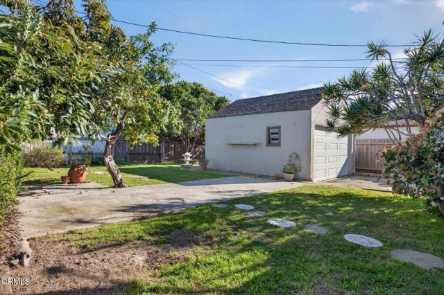 386 Howard Street, Ventura, CA 93003