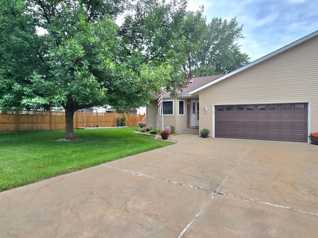 451 Delaware Street SW, Lonsdale, MN 55046