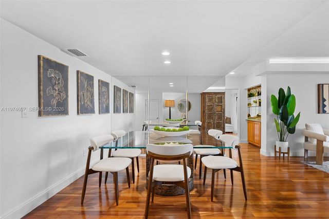 2600 Cardena St PH4, Coral Gables, FL 33134