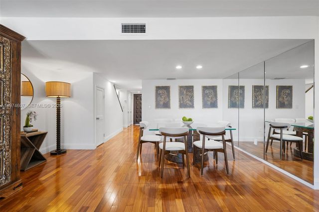 2600 Cardena St PH4, Coral Gables, FL 33134