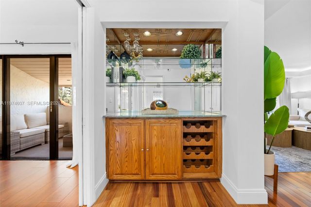 2600 Cardena St PH4, Coral Gables, FL 33134