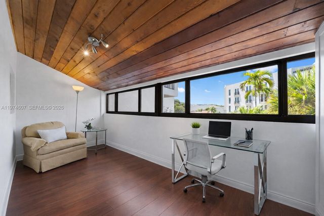 2600 Cardena St PH4, Coral Gables, FL 33134