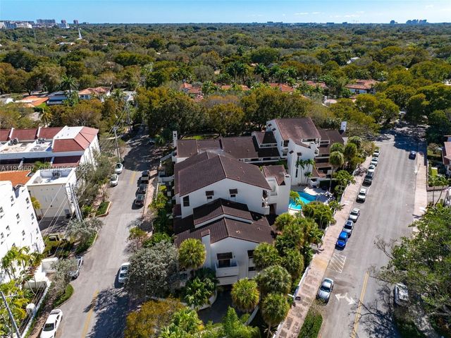 2600 Cardena St PH4, Coral Gables, FL 33134