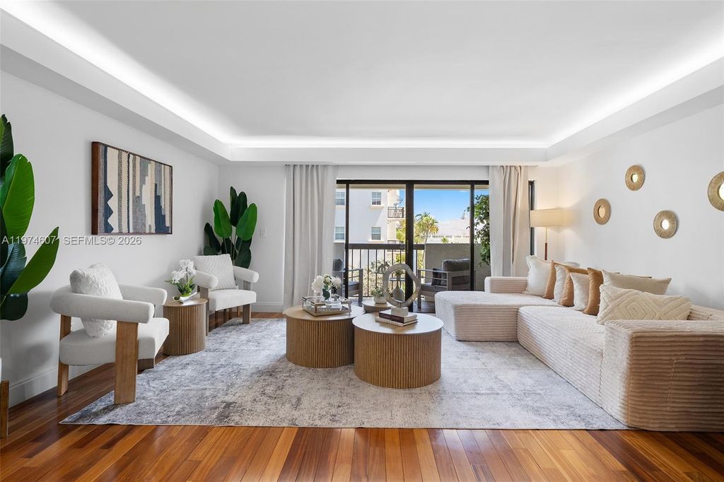 2600 Cardena St PH4, Coral Gables, FL 33134