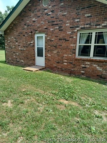 468145 648 Road, Watts, OK 74964