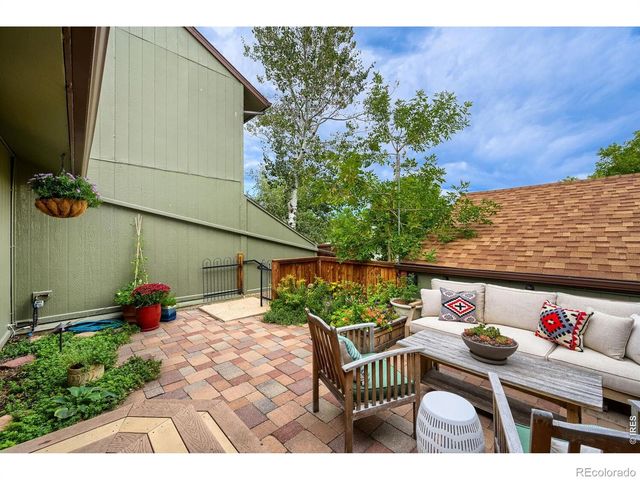4176 Greenbriar Boulevard, Boulder, CO 80305