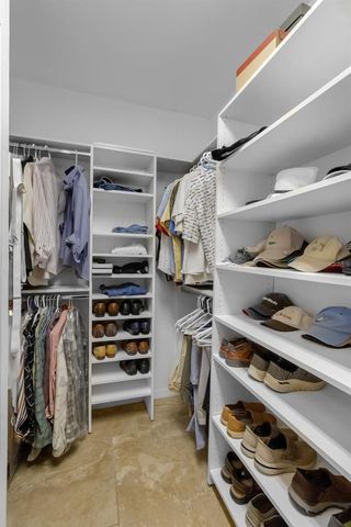 4079 LAS PALMAS WAY, Sarasota, FL 34238