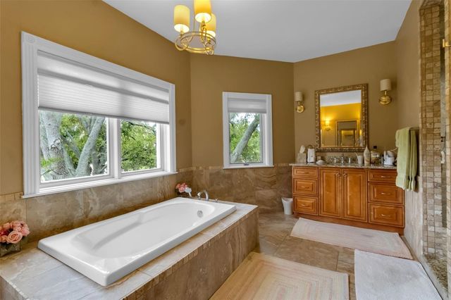 4079 LAS PALMAS WAY, Sarasota, FL 34238