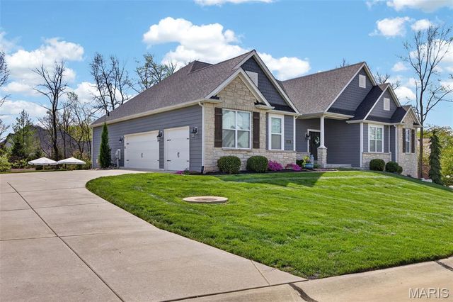 6106 Knights Table Court, St Charles, MO 63304
