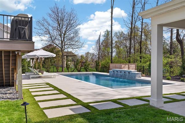 6106 Knights Table Court, St Charles, MO 63304