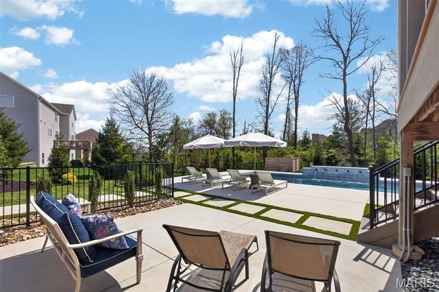 6106 Knights Table Court, St Charles, MO 63304