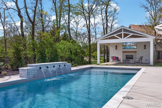 6106 Knights Table Court, St Charles, MO 63304