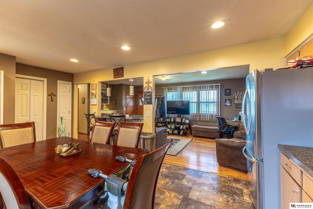 5229 Drexel Street, Omaha, NE 68117