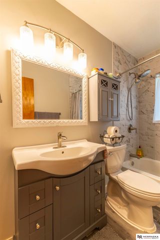 5229 Drexel Street, Omaha, NE 68117