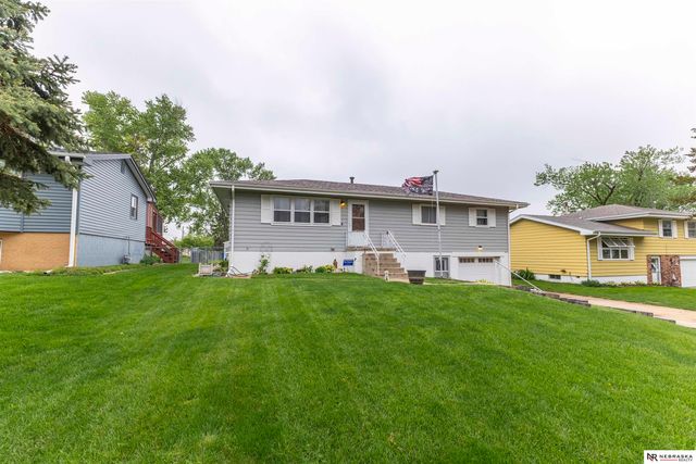 5229 Drexel Street, Omaha, NE 68117