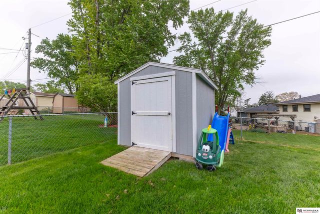 5229 Drexel Street, Omaha, NE 68117