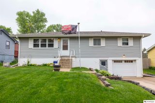 5229 Drexel Street, Omaha, NE 68117