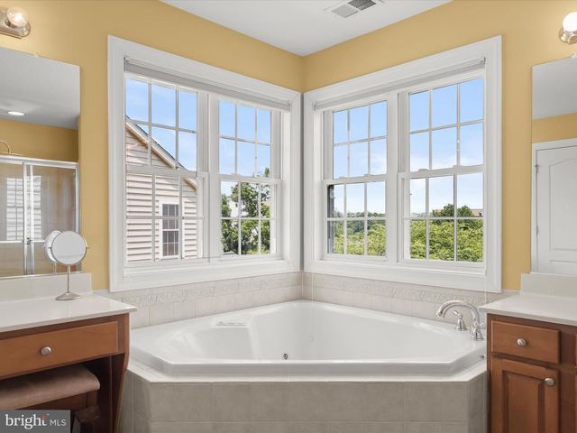 5058 EXECUTIVE PARK DR, Ellicott City, MD 21043
