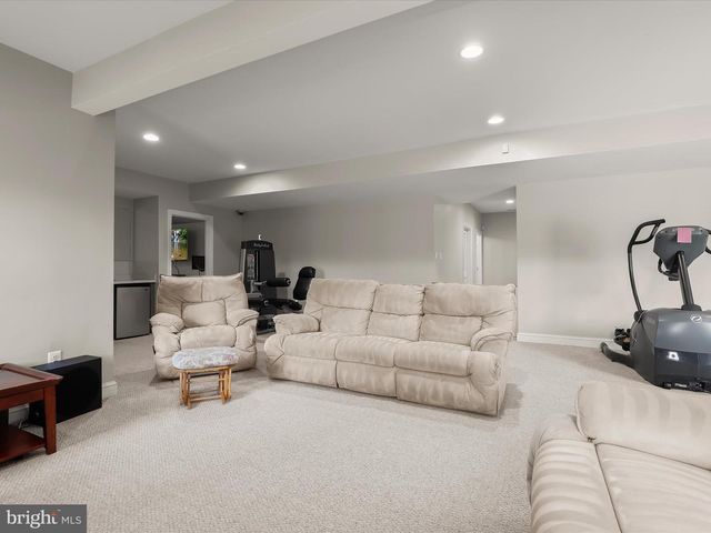 5058 EXECUTIVE PARK DR, Ellicott City, MD 21043