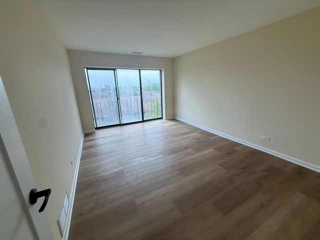 2300 N Harlem Avenue 501, Elmwood Park, IL 60707