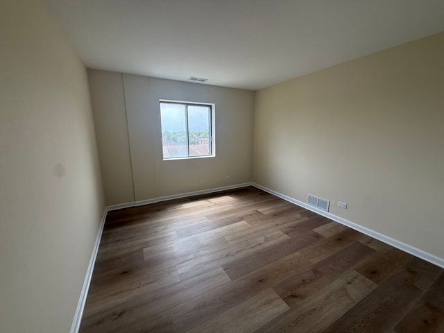 2300 N Harlem Avenue 501, Elmwood Park, IL 60707