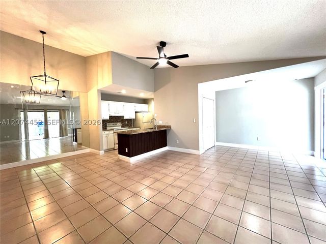 1077 Goldenrod Rd, Wellington, FL 33414