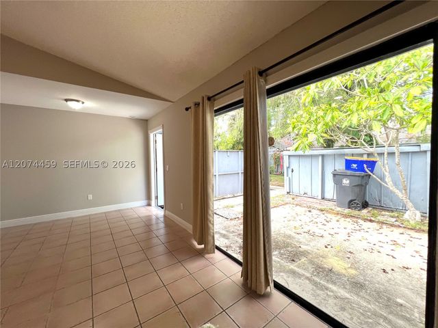 1077 Goldenrod Rd, Wellington, FL 33414