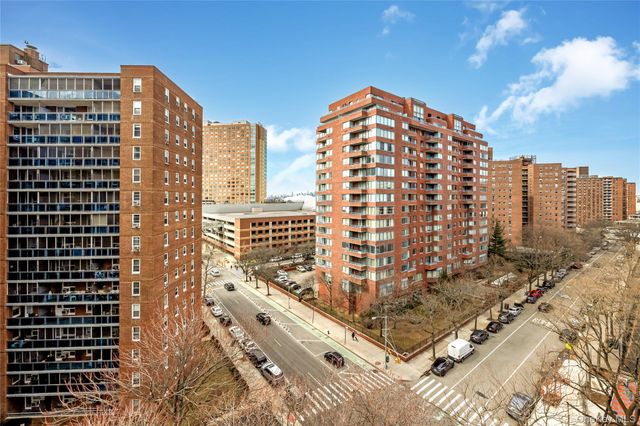 97-40 62nd Drive 9D, Rego Park, NY 11374