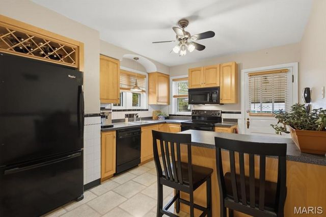 6542 Lindenwood Place, St Louis, MO 63109