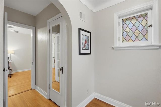 6542 Lindenwood Place, St Louis, MO 63109