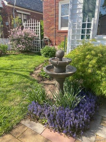 6542 Lindenwood Place, St Louis, MO 63109