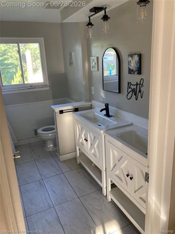 261 Charterhouse Drive, Canton Charter Township, MI 48188