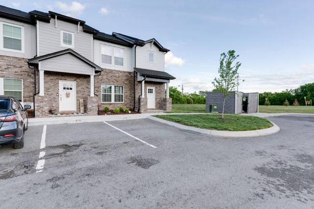 1573 Elliott Williams Pvt Way, Gallatin, TN 37066